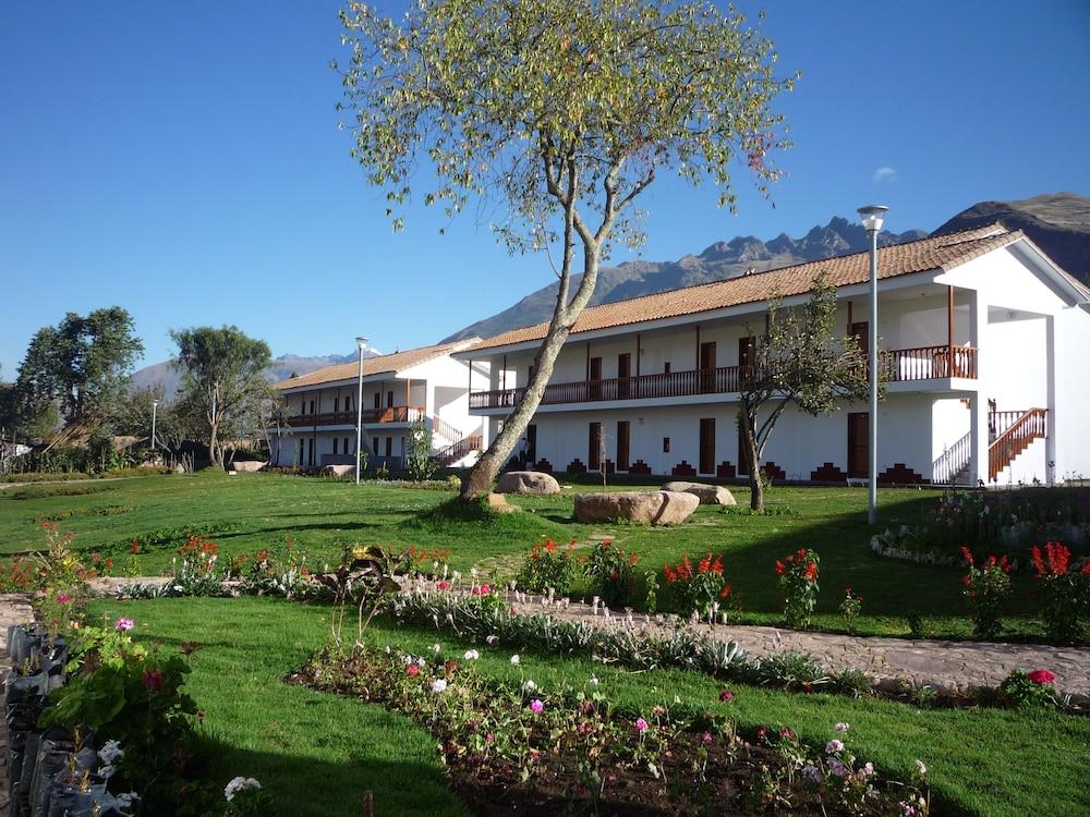 Hotel Agustos أُروبامبا المظهر الخارجي الصورة