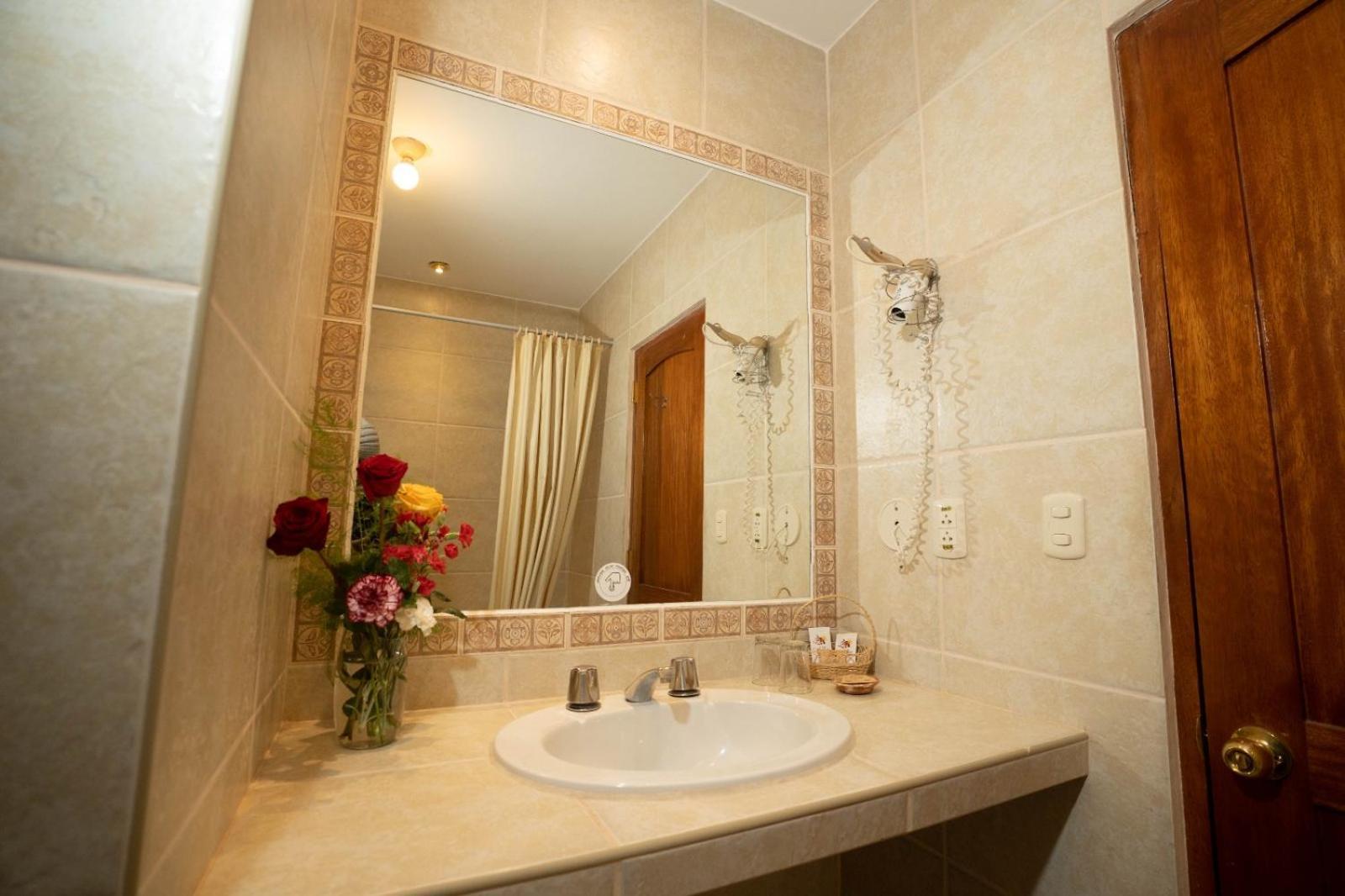 Hotel Agustos أُروبامبا الغرفة الصورة