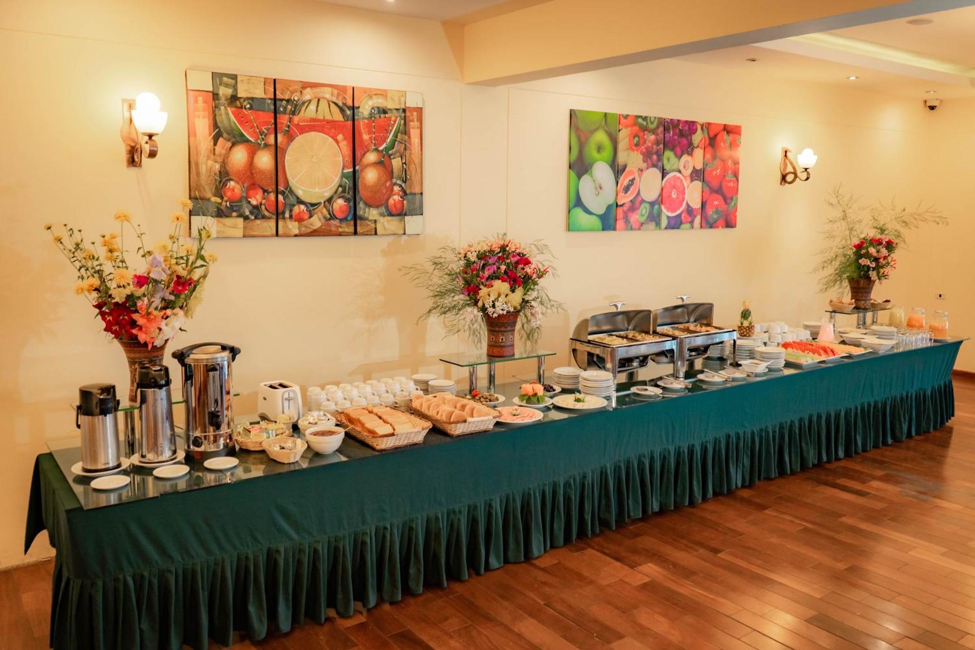 Hotel Agustos أُروبامبا المظهر الخارجي الصورة