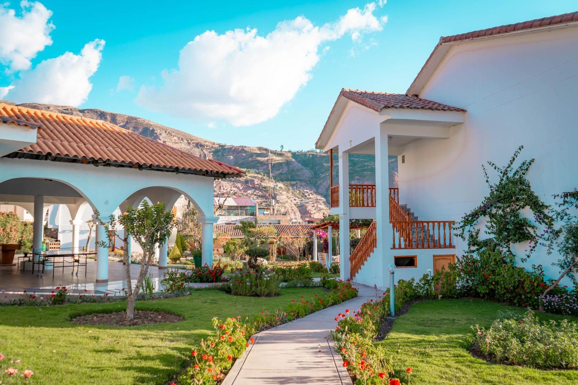 Hotel Agustos أُروبامبا المظهر الخارجي الصورة